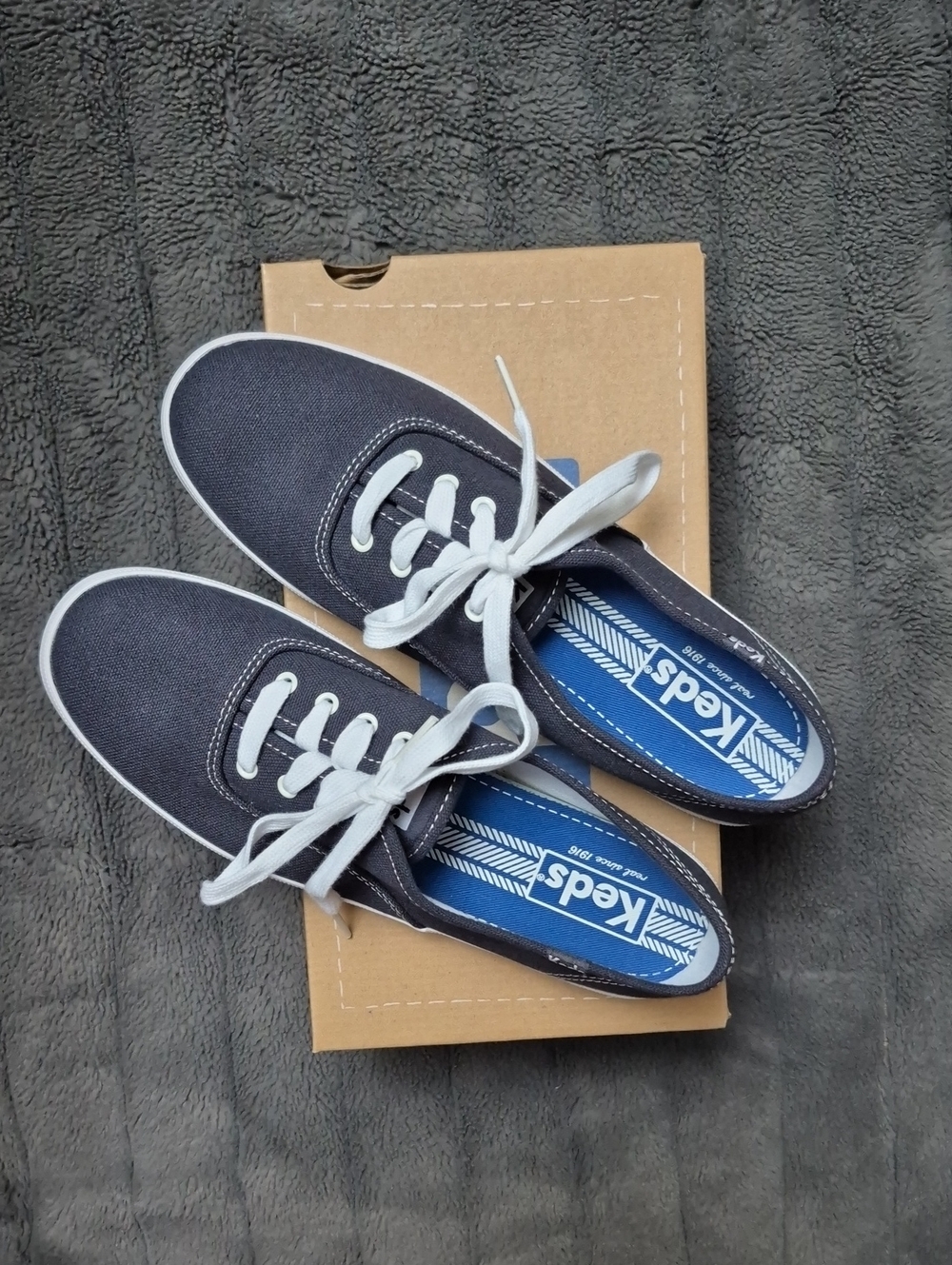 Keds Champion Navy Canvas Shoes Size 8, New In Box!